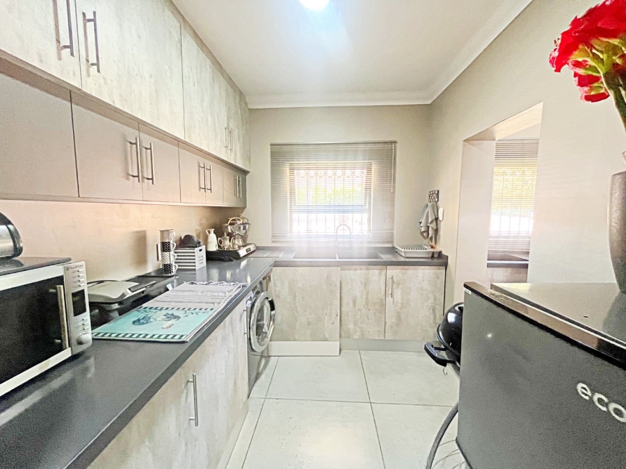 Commercial Property for Sale in Broederstroom North West